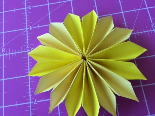 折り紙の菊の花の折り方